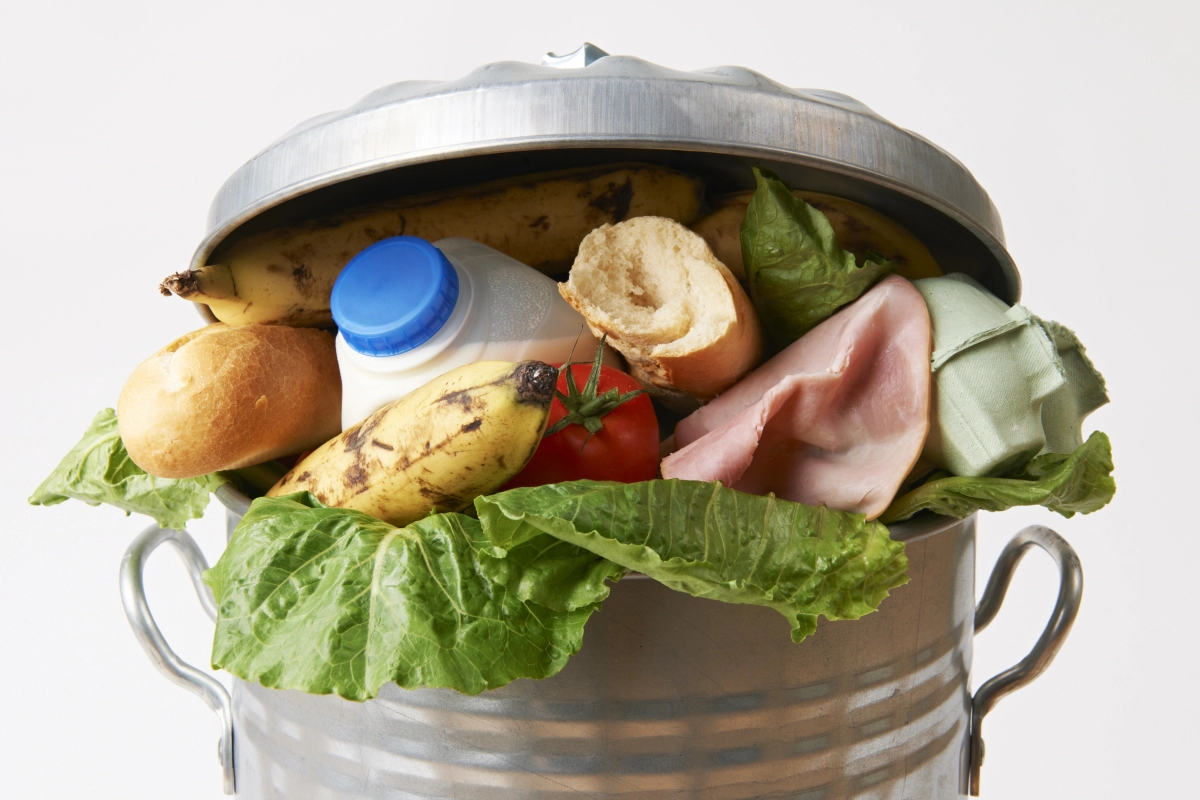 How Restaurants Can Reduce Food Waste